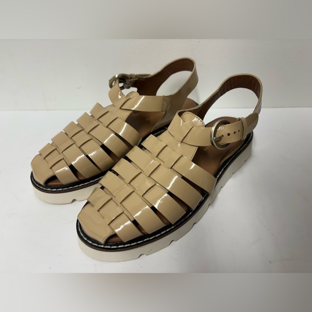 ANTHROPOLOGIE Fisherman Beige Vegan Patent Leather Sandals Women’s 7 (38)